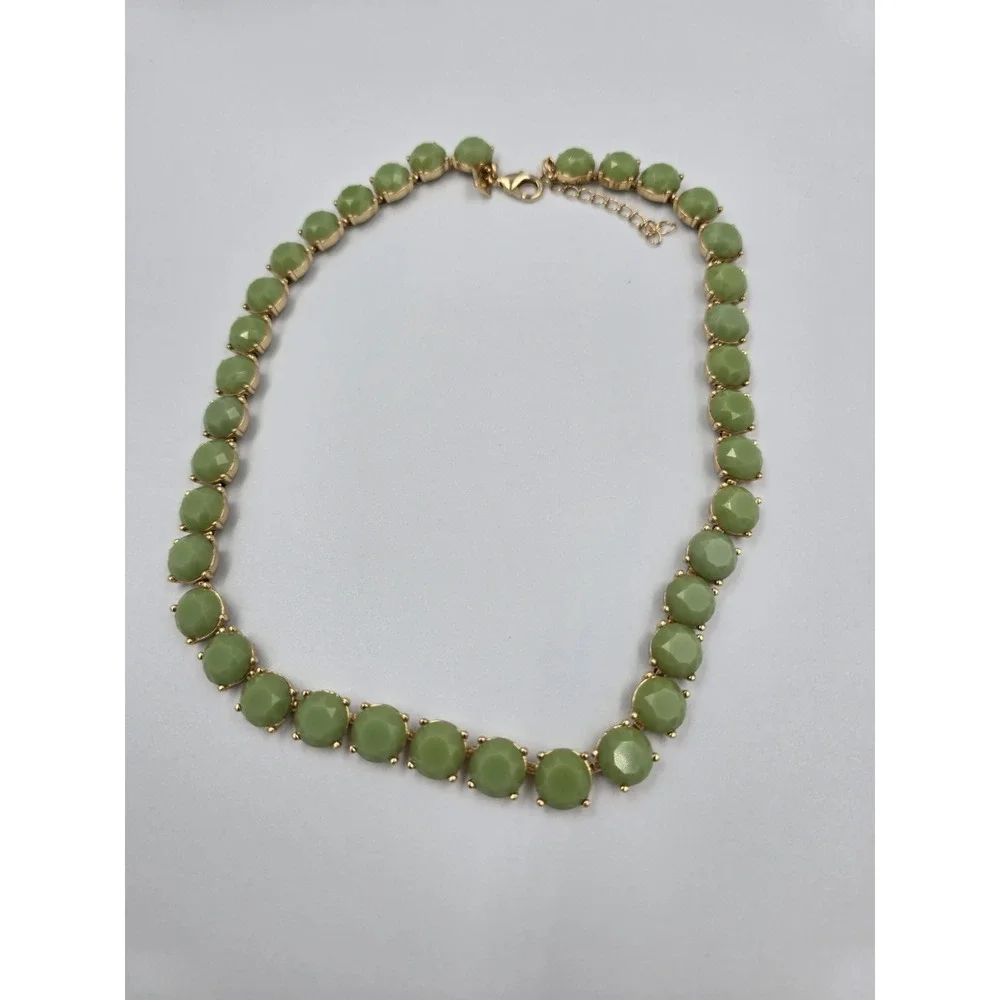 Banana Republic Necklace Gold Tone Sage Mint Green‎ Beaded with box
